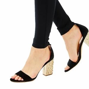Lilly Pulitzer Elegant Black and Gold Women's Heels